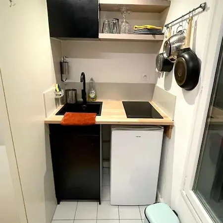 Joli Studio 18m2 En Plein Coeur Du Marais A !