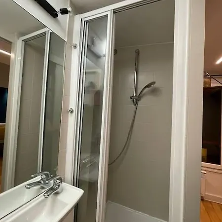 Joli Studio 18m2 En Plein Coeur Du Marais A ! شقة